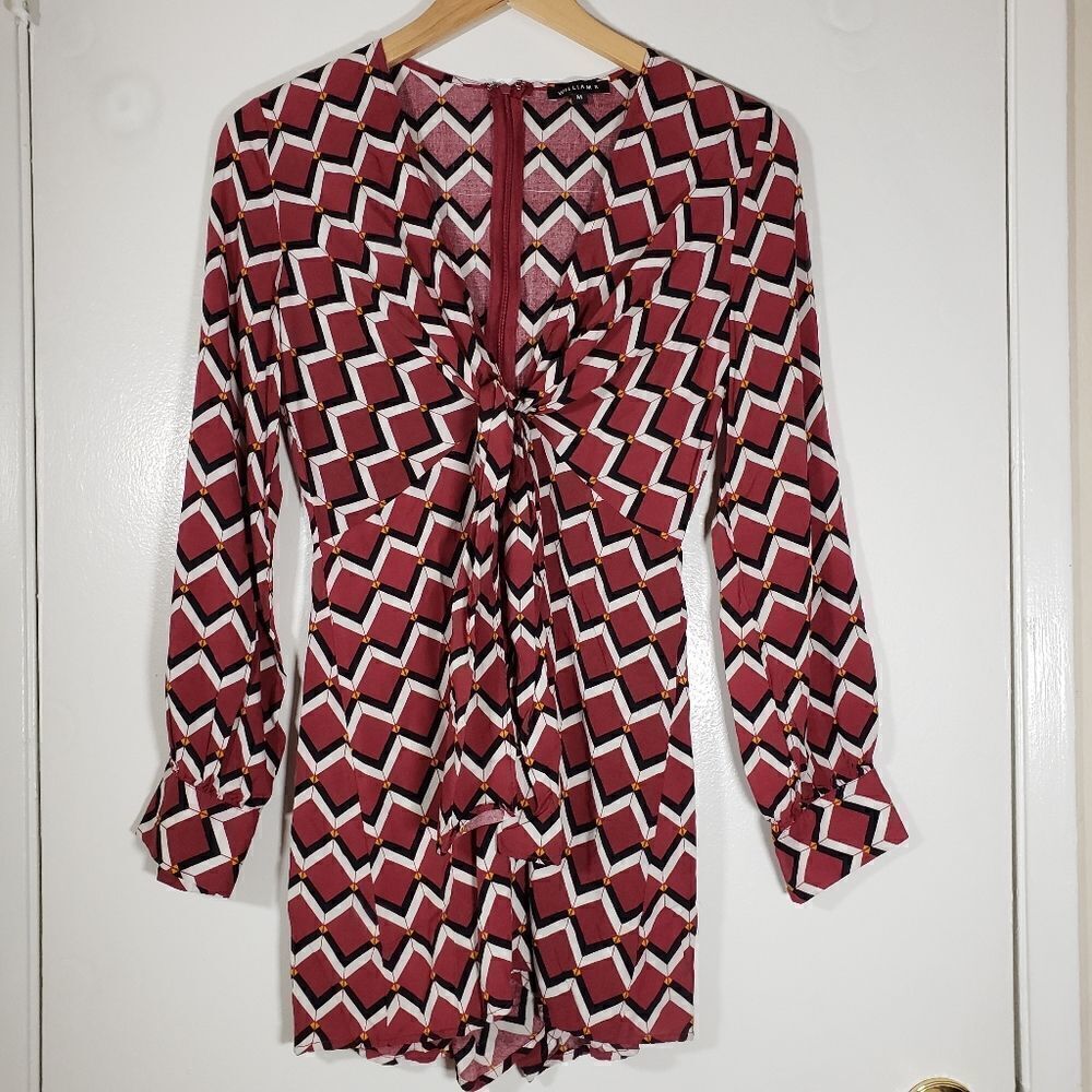 William B Zig Zag Long Sleeve Short Romper Size M